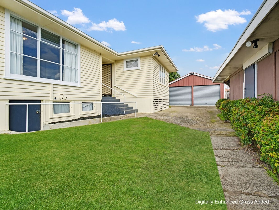 16 Kesteven Avenue, Parkvale, Tauranga - Carousel 2
