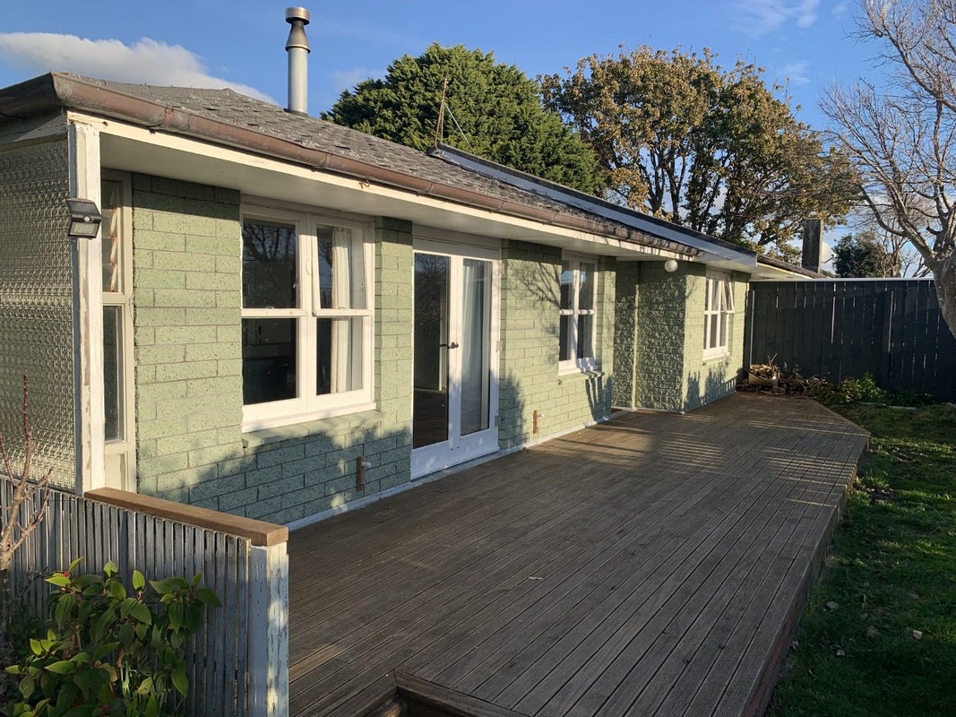6 Karaka Grove, Raumati Beach, Paraparaumu - Carousel 1
