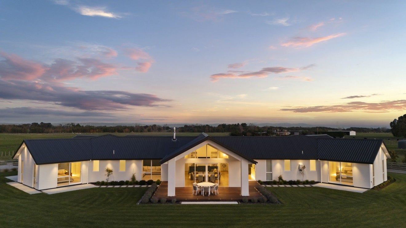 160 Pharazyn Road, Feilding, Feilding - Carousel 1