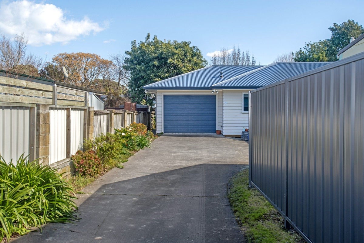 72A Ormond Road, Whataupoko, Gisborne - Carousel 21