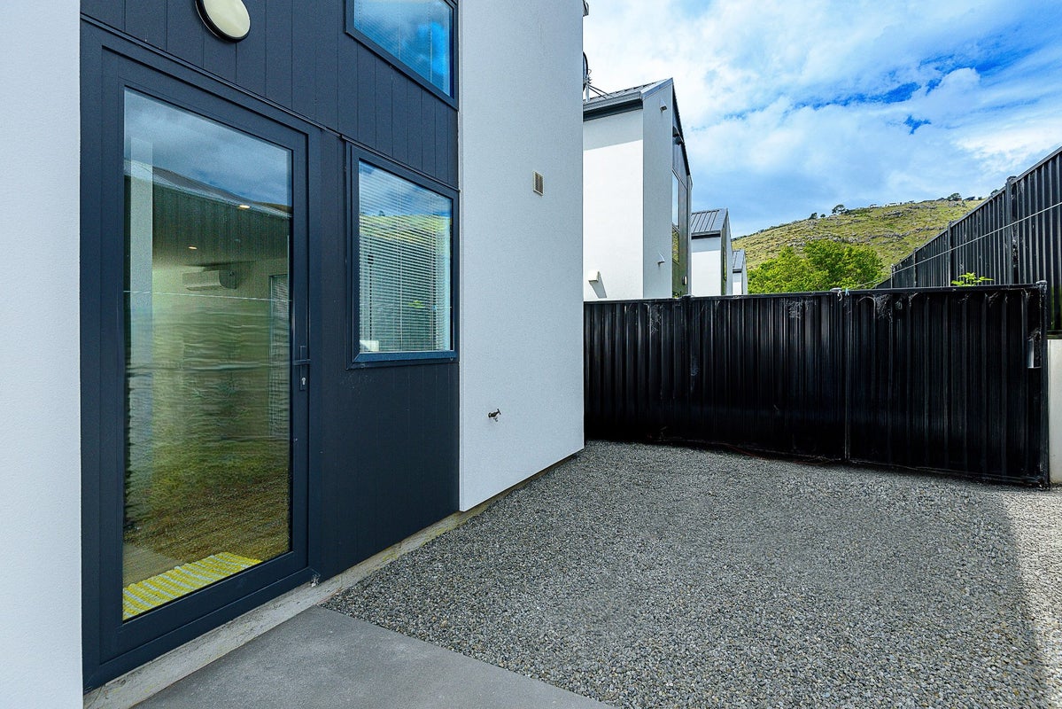 16 Wheatsheaf Lane, Heathcote Valley, Christchurch - Carousel 8