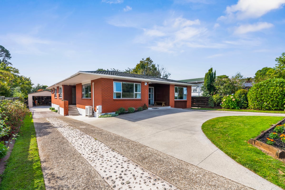 81 Sophia Street, Glenholme, Rotorua - Carousel 1