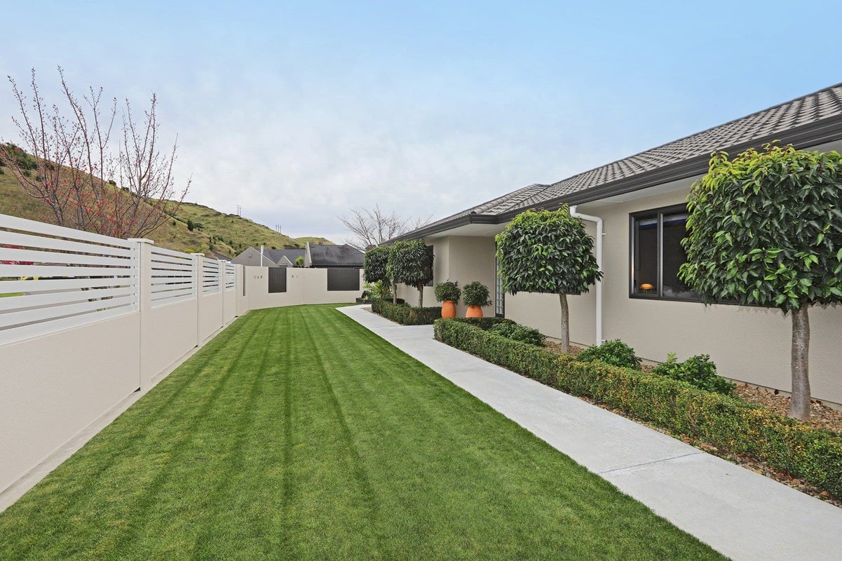 9 Pinotage Drive, Greenmeadows, Napier - Carousel 21