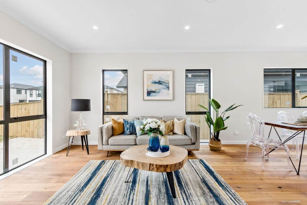 50 Cooladawson Drive, Flat Bush, Auckland - Carousel 2