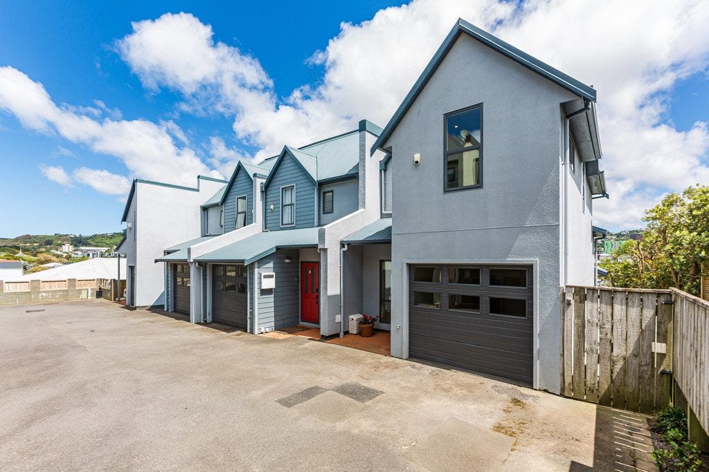 7/88 Brougham Street, Mount Victoria, Wellington - Carousel 2