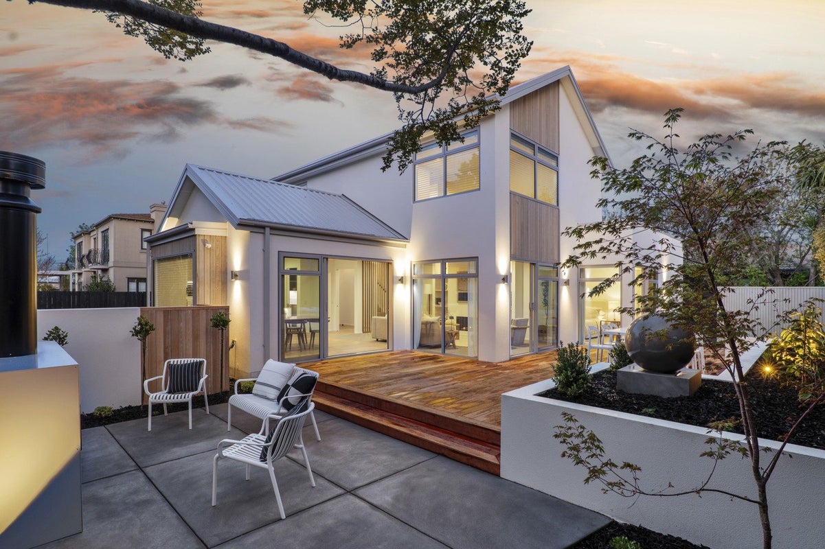20A Gordon Avenue, St Albans, Christchurch - Carousel 1