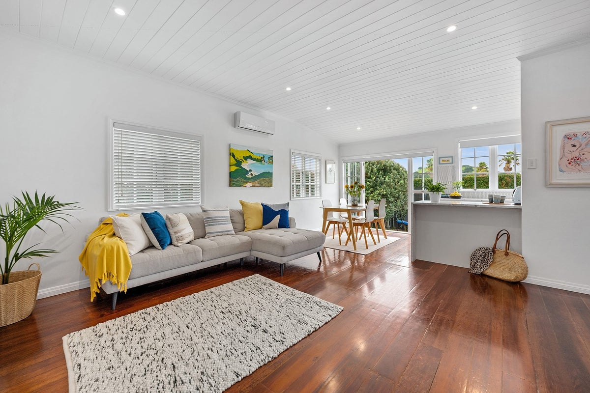 3/30 William Bond Street, Stanley Point, Auckland - Carousel 2