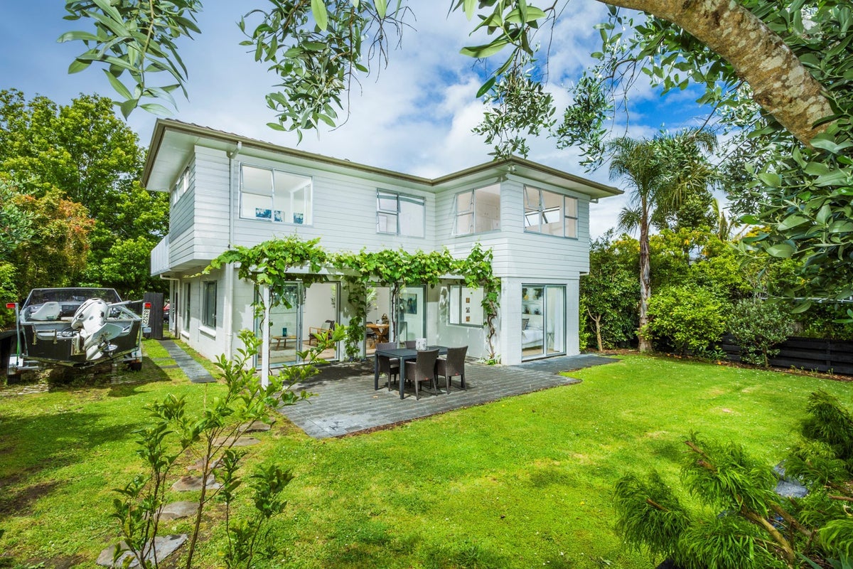 5 Kilduff Place, Mairangi Bay, Auckland - Carousel 17