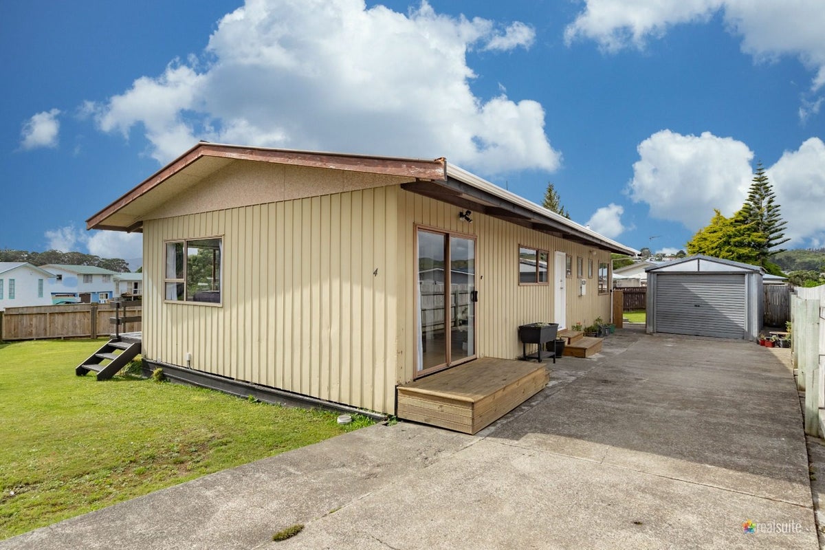 44 Beaumaris Crescent, Ascot Park, Porirua - Carousel 10