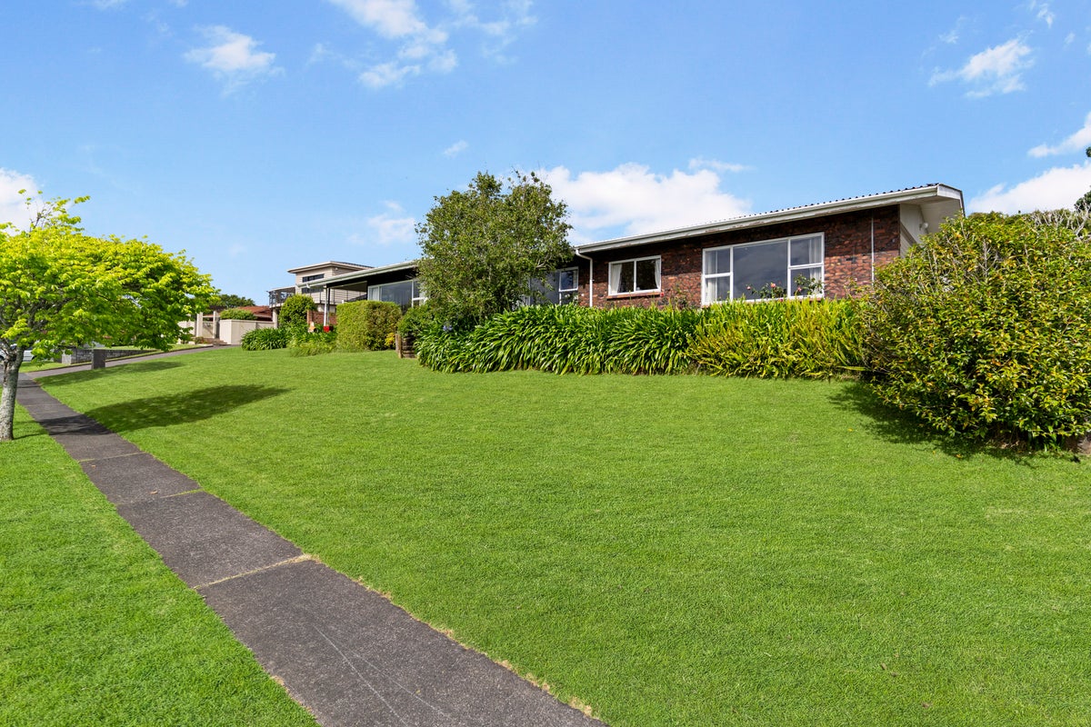 35 Fordyce Avenue, Sunnyhills, Auckland - Carousel 2