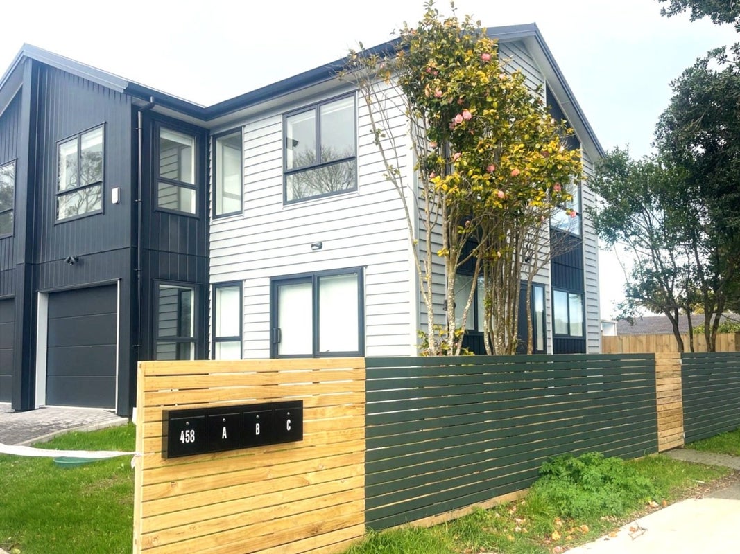 458 Weymouth Road, Weymouth, Auckland - Carousel 1