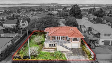 277 Te Atatu Road, Te Atatu South, Auckland - Carousel 1