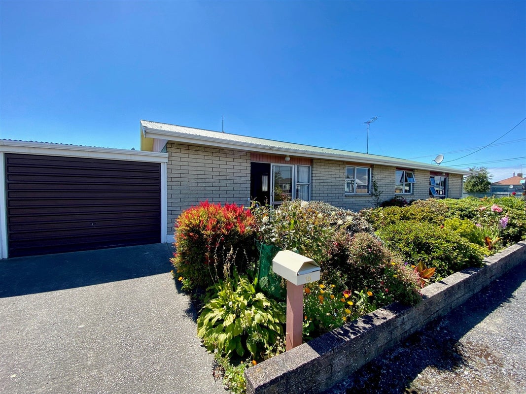 15 Argyle Street, Balclutha, Balclutha - Carousel 1