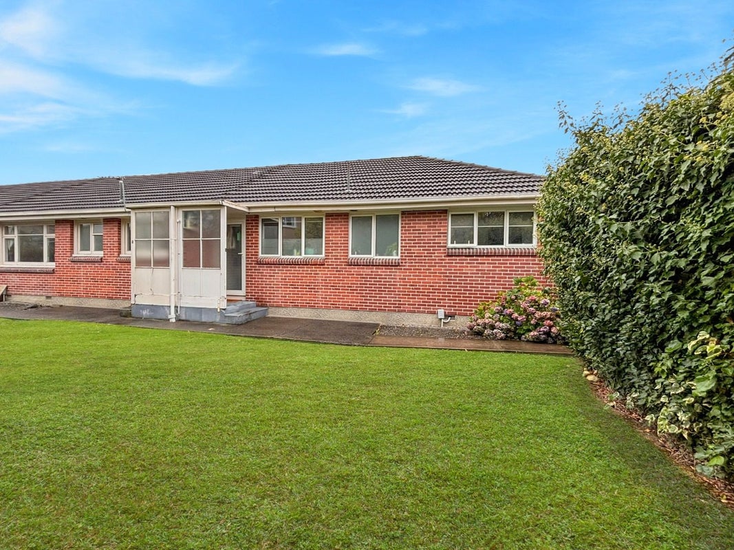 1/69A Mandeville Street, Riccarton, Christchurch - Carousel 1
