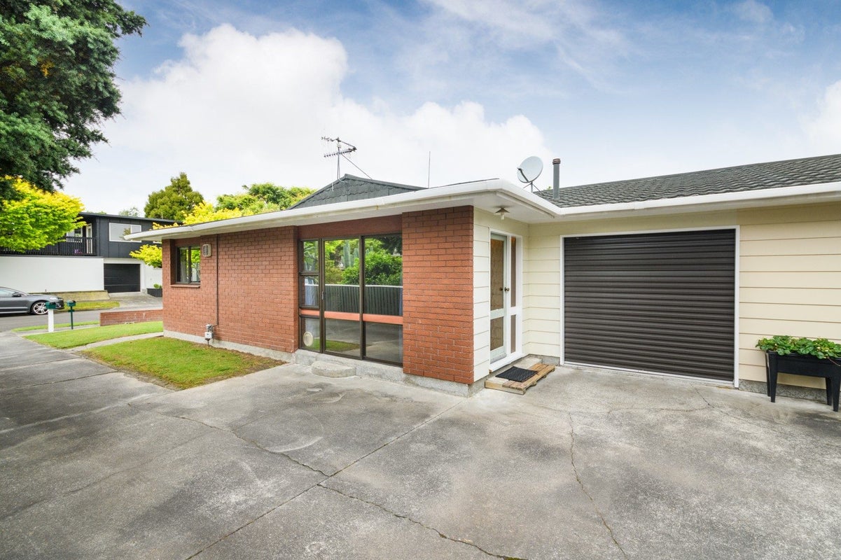 1/29 Redwood Grove, Hokowhitu, Palmerston North - Carousel 2