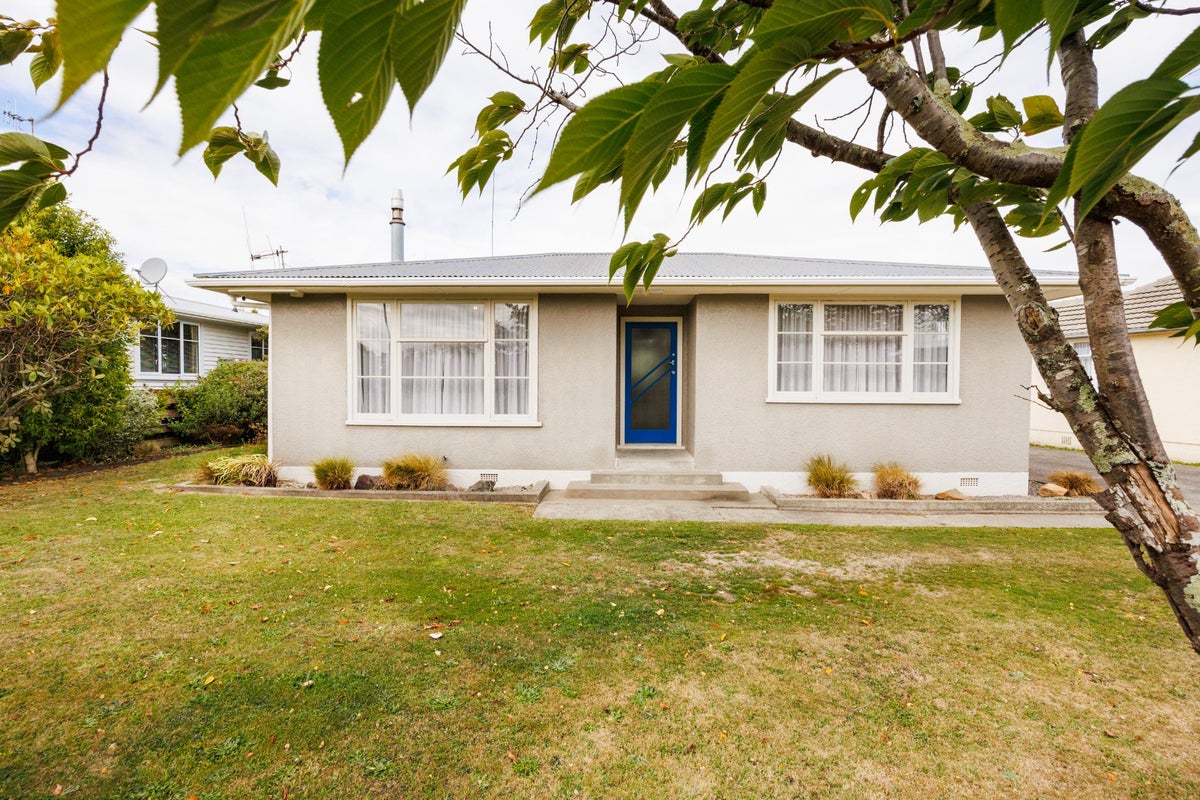 8 Paisley Street, Awapuni, Palmerston North - Carousel 20