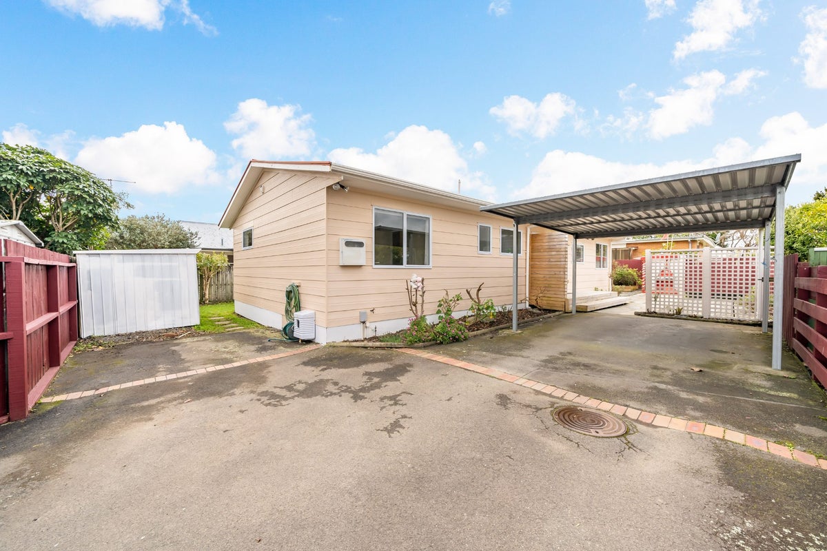 4A Stephen Street, Trentham, Upper Hutt - Carousel 1