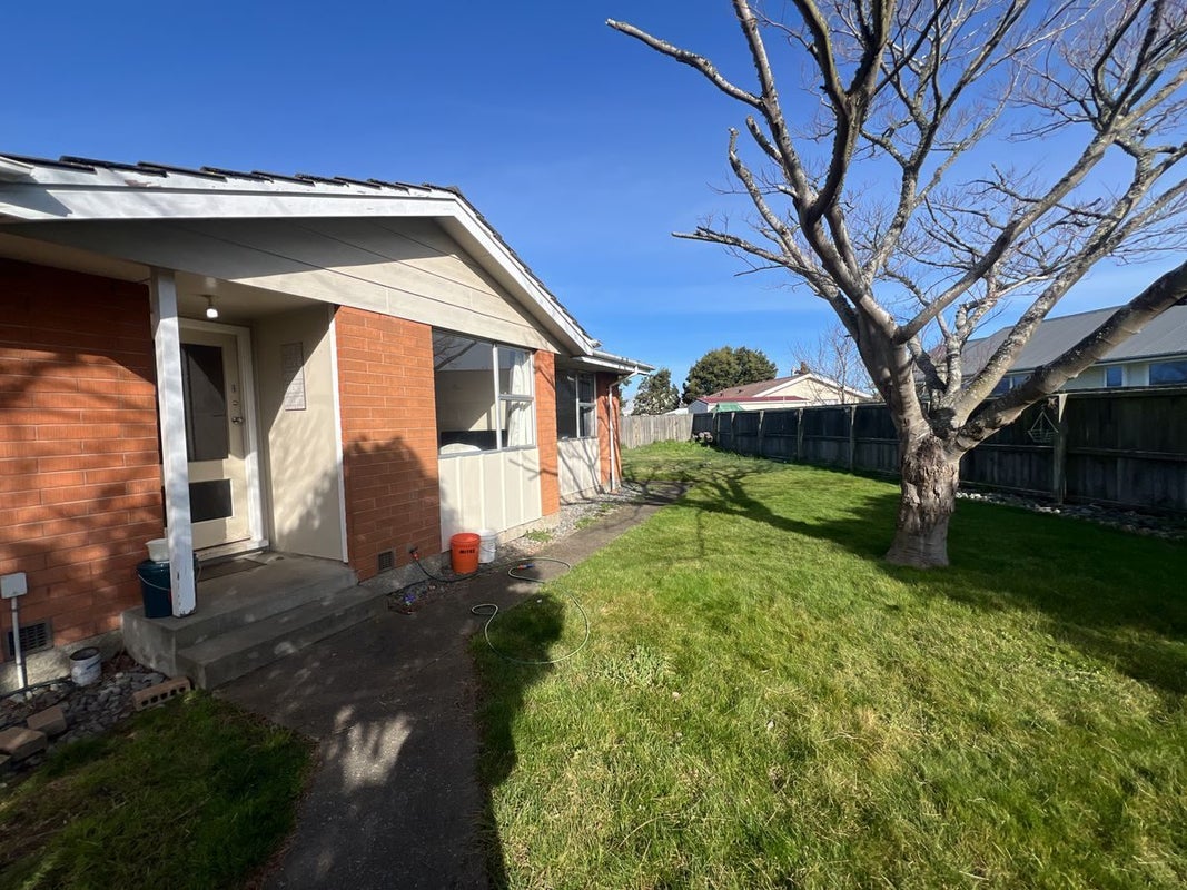 25B Medina Crescent, Parklands, Christchurch - Carousel 1