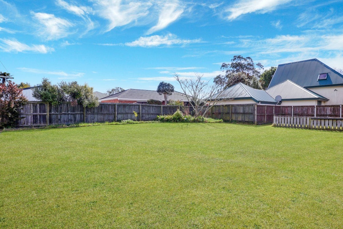 11 Dinton Street, Russley, Christchurch City, Canterbury - Carousel 11