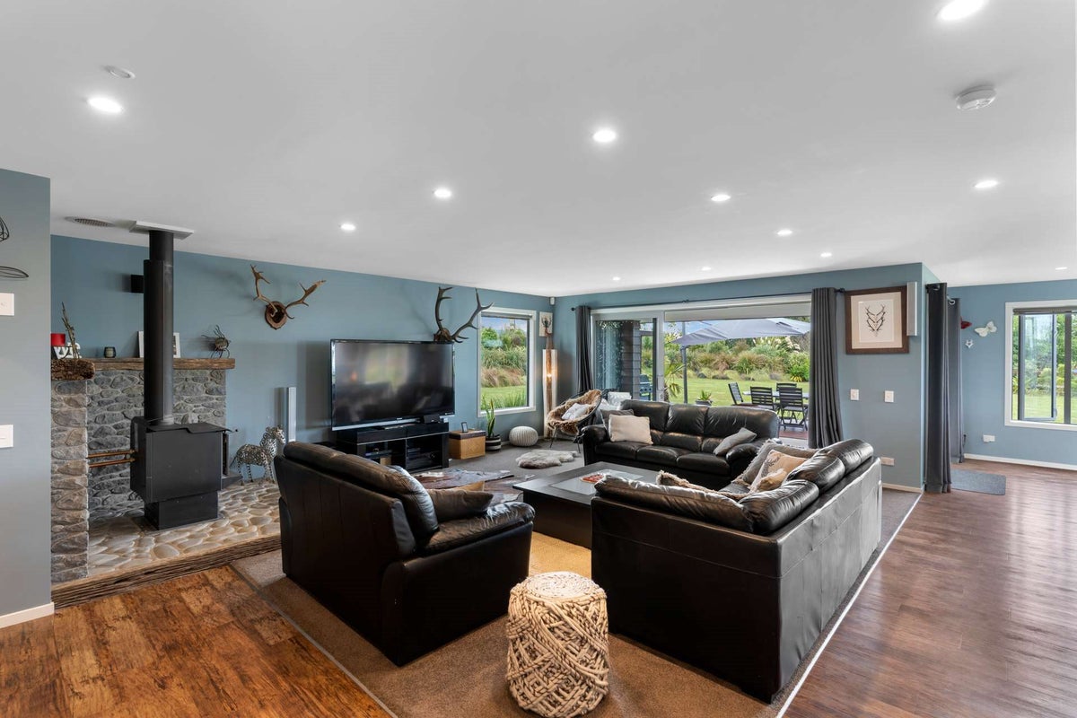 1378 Poyntzs Road, West Eyreton, Rangiora - Carousel 2