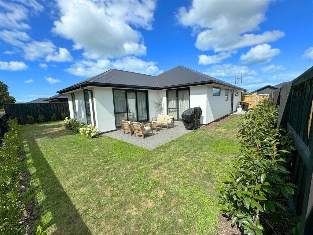 49 Quinn Crescent, Woodend, Woodend - Carousel 14
