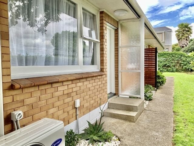 3/45 Mariri Road, Onehunga, Auckland - Carousel 1