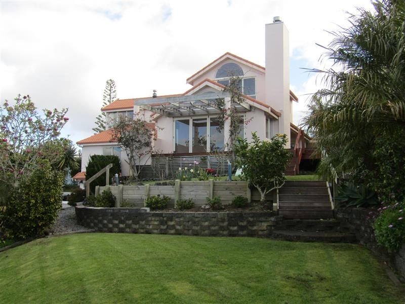 62 Hebron Road, Waiake, Auckland - Carousel 2