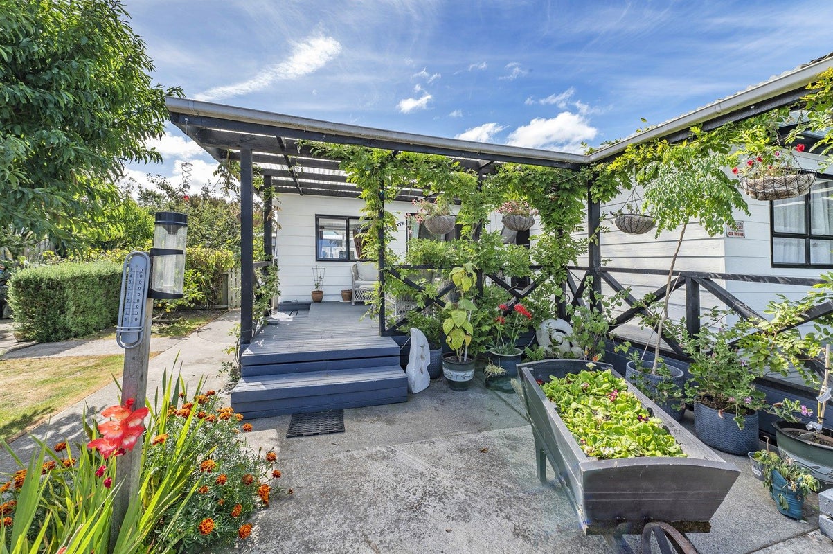20 Ocean View Place, Leeston - Carousel 1