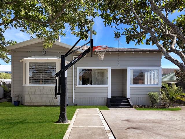 1/1 Birkley Road, Bayswater, Auckland - Carousel 1