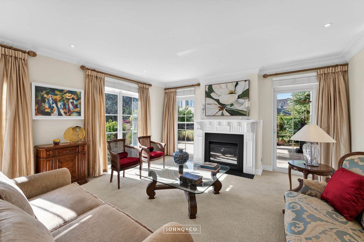 39 Allen Johnston Place, Saint Johns, Auckland - Carousel 2