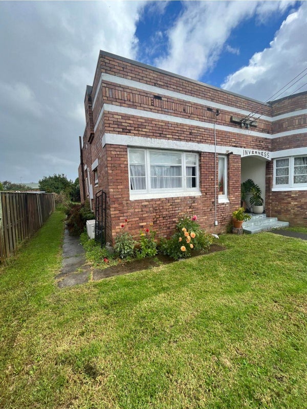 10 Hazel Avenue, Mount Roskill, Auckland - Carousel 1