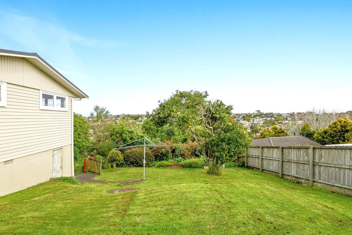 11 Barker Rise, Northcross, Auckland - Carousel 20