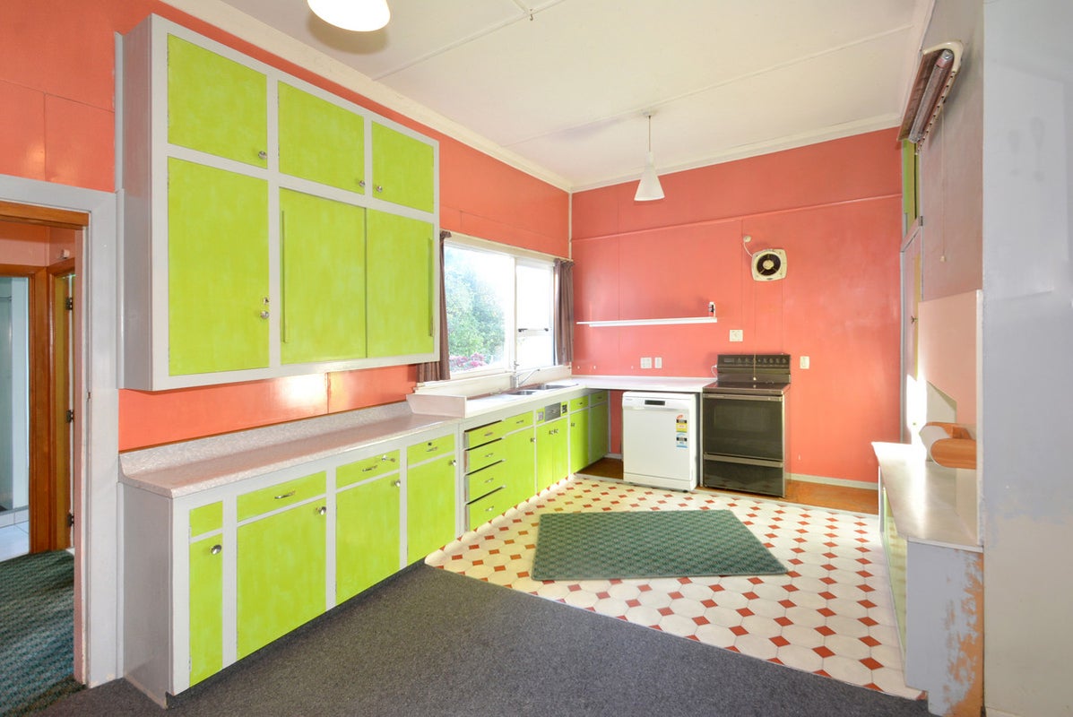 48 Gladstone Road, North East Valley, Dunedin - Carousel 2