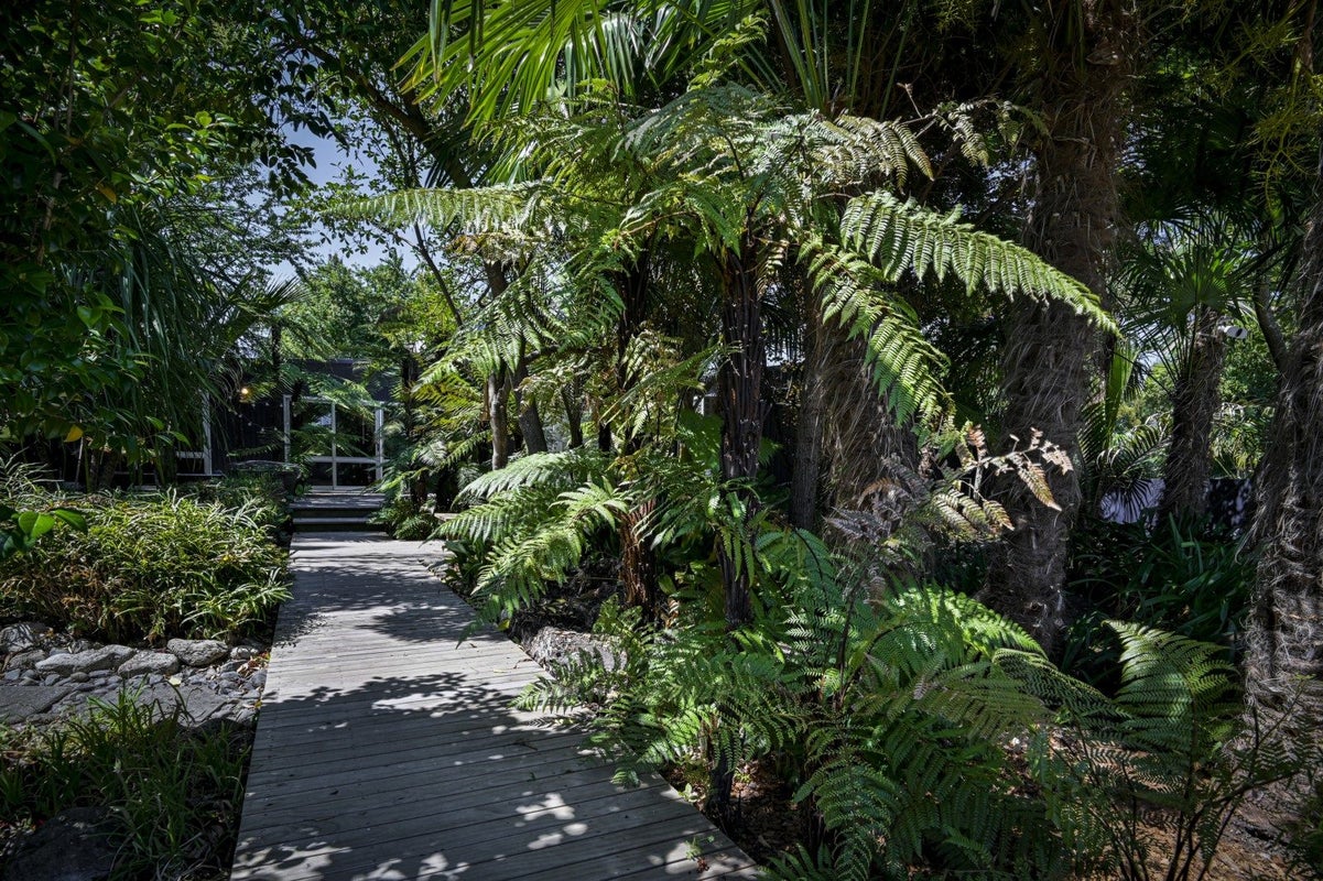 104B Davis Street, Saint Leonards, Hastings - Carousel 2
