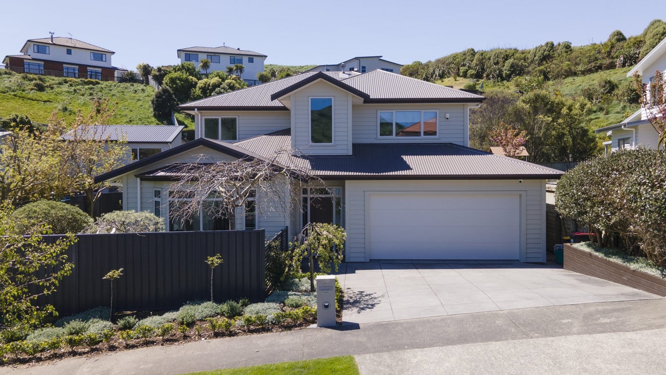13 Mauldeth Terrace, Churton Park, Wellington - Carousel 2