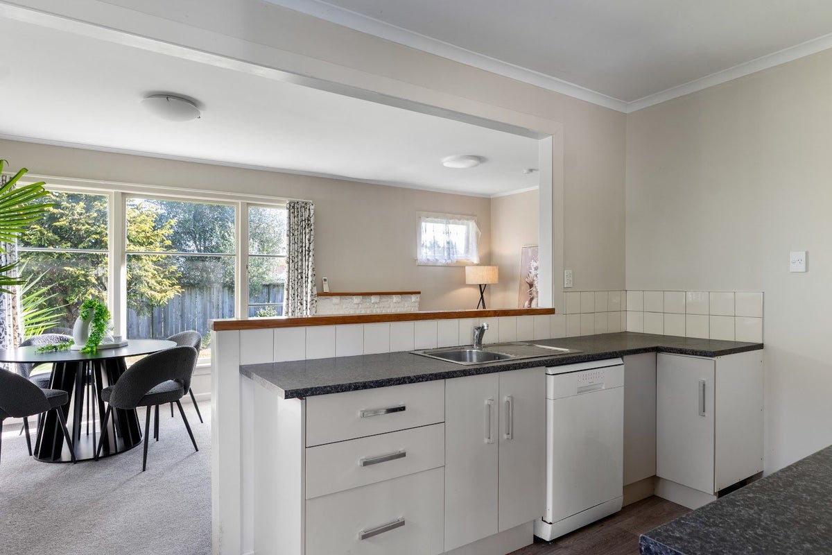 11 Oswald Street, Mangapapa, Gisborne - Carousel 2