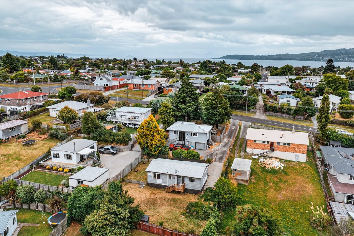54 Terence Street, Tauhara, Taupo - Carousel 22