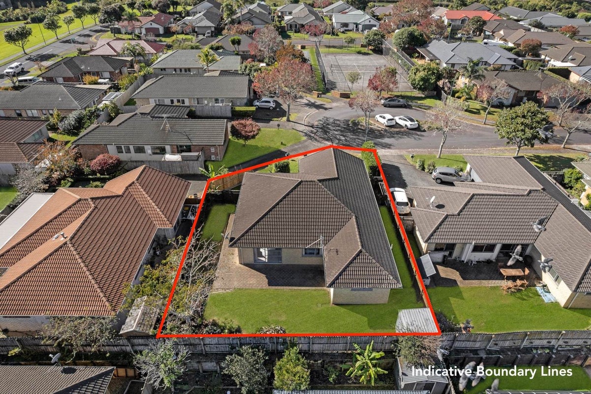 12 Lantern Court, Henderson, Auckland - Carousel 28