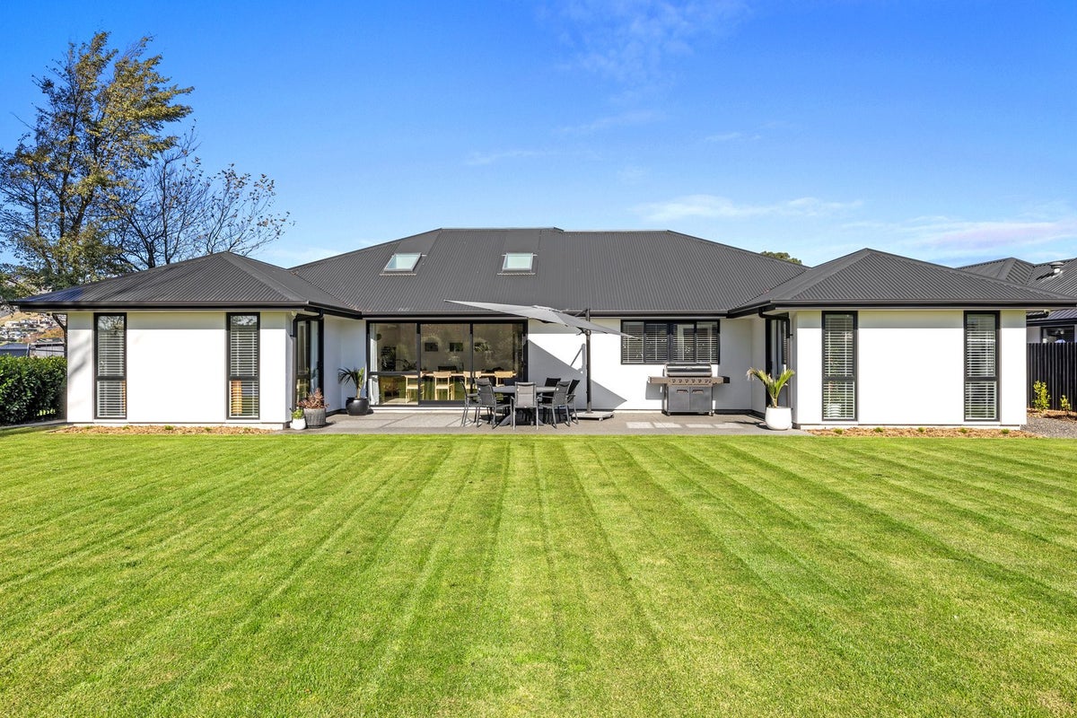 3 Shorthorn Lane, Halswell, Christchurch - Carousel 2