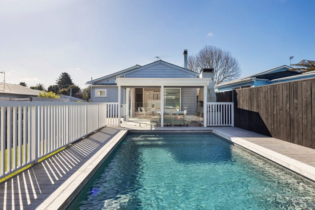 6 Verona Avenue, Mount Albert, Auckland - Carousel 1