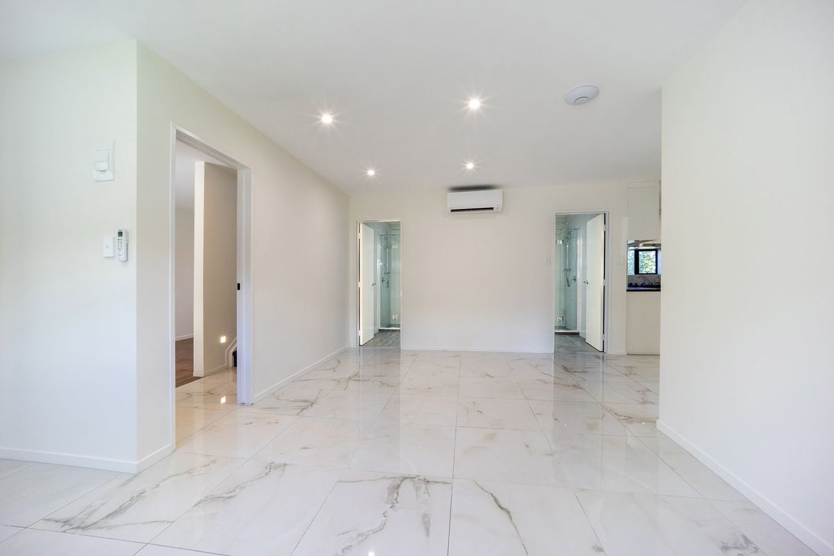 30A Whitney Street, New Windsor, Auckland - Carousel 2