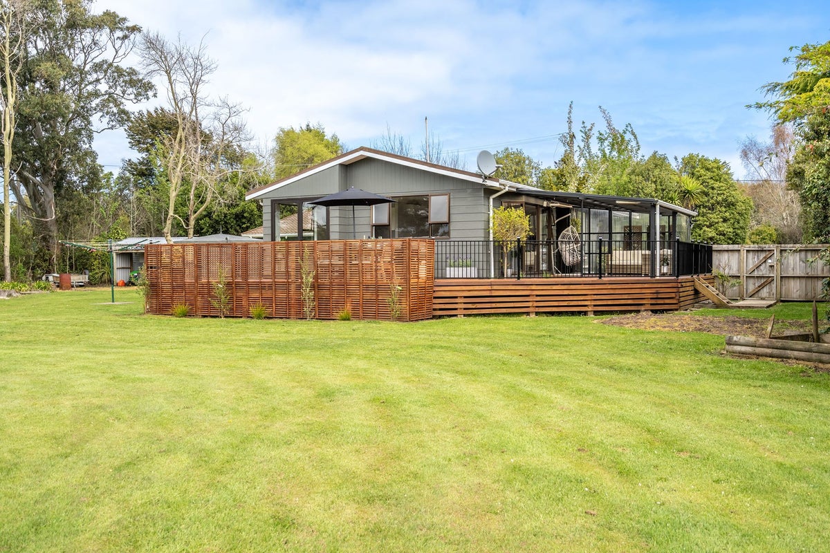 22 Awarua Road, Otatara - Carousel 1