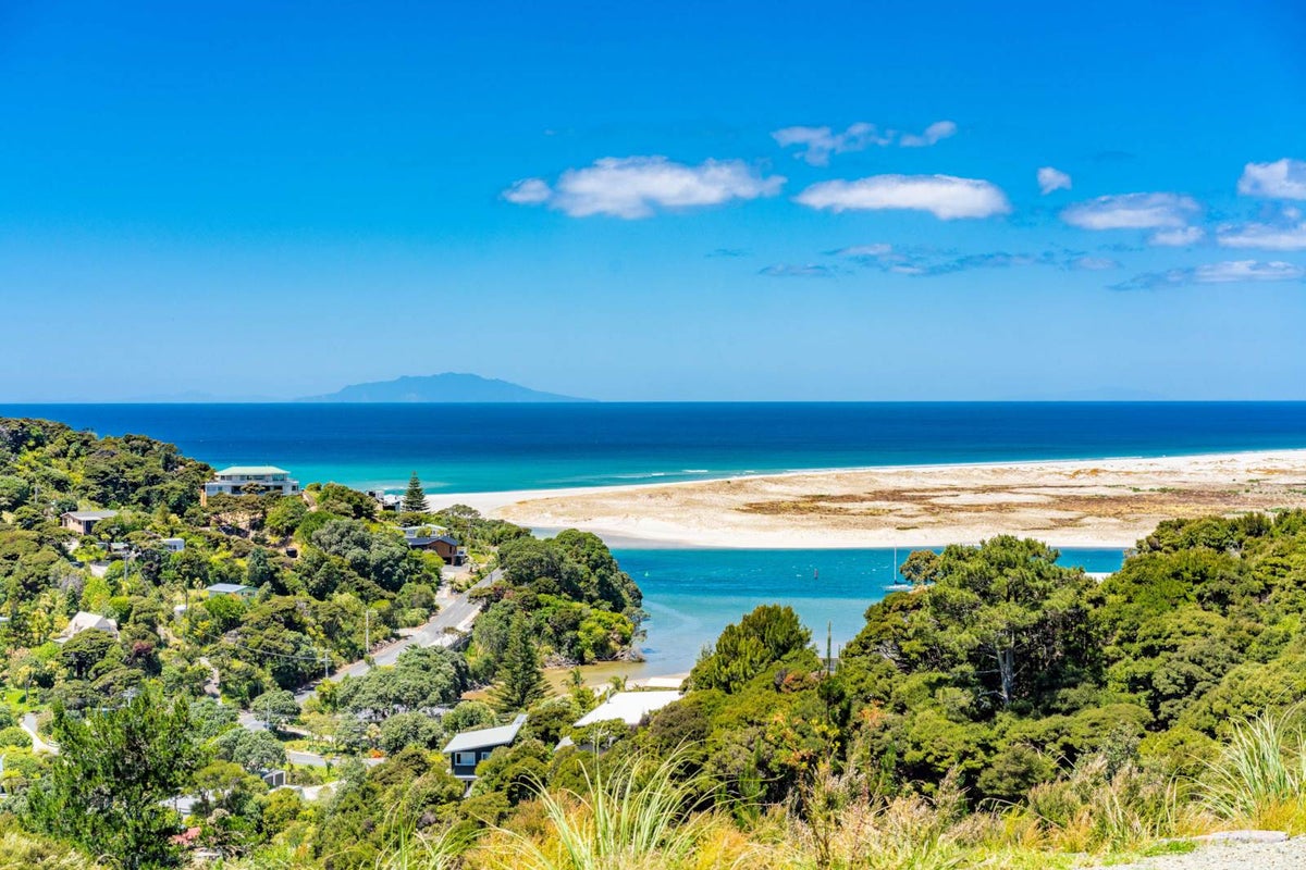 71B Cullen Street, Mangawhai Heads, Mangawhai - Carousel 1