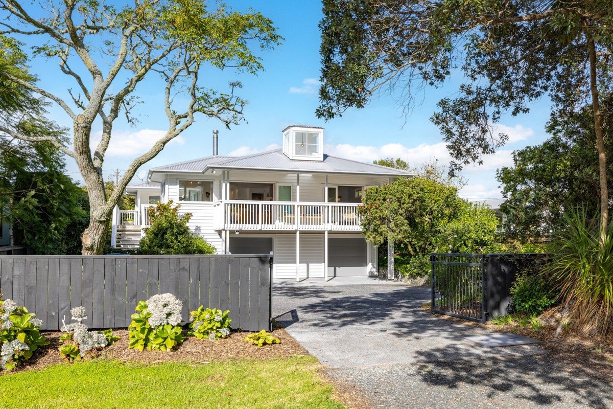 25 Riverside Drive, Point Wells, Warkworth - Carousel 2