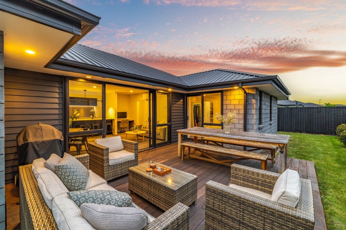 50 Katrine Drive, Burwood, Christchurch  - Carousel 1