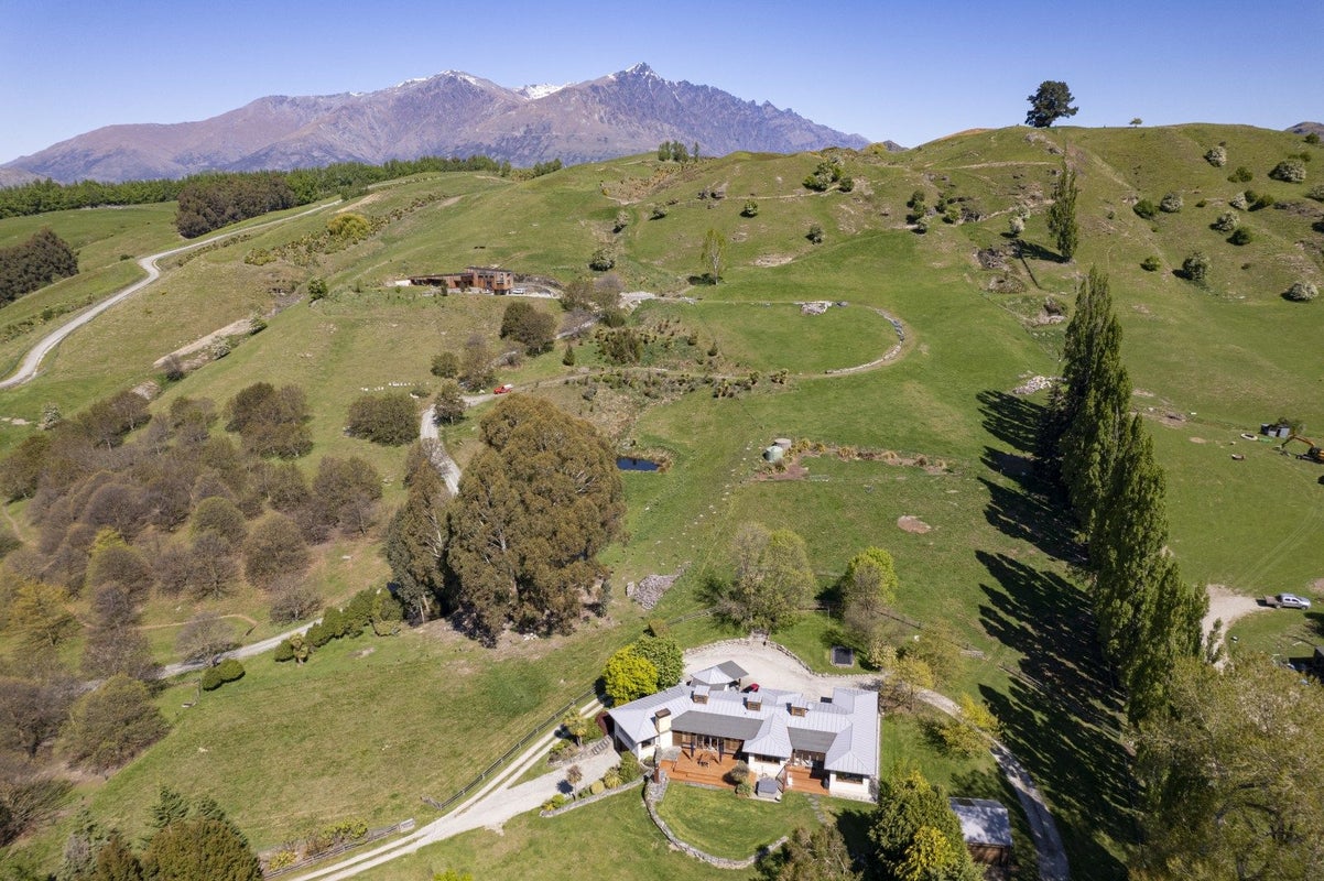 448 Malaghans Road, Dalefield, Queenstown - Carousel 2