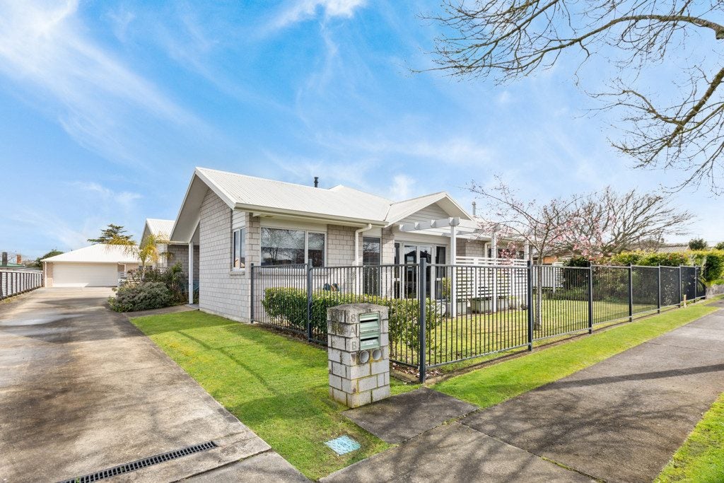 81A Studholme Street, Somerfield, Christchurch - Carousel 15