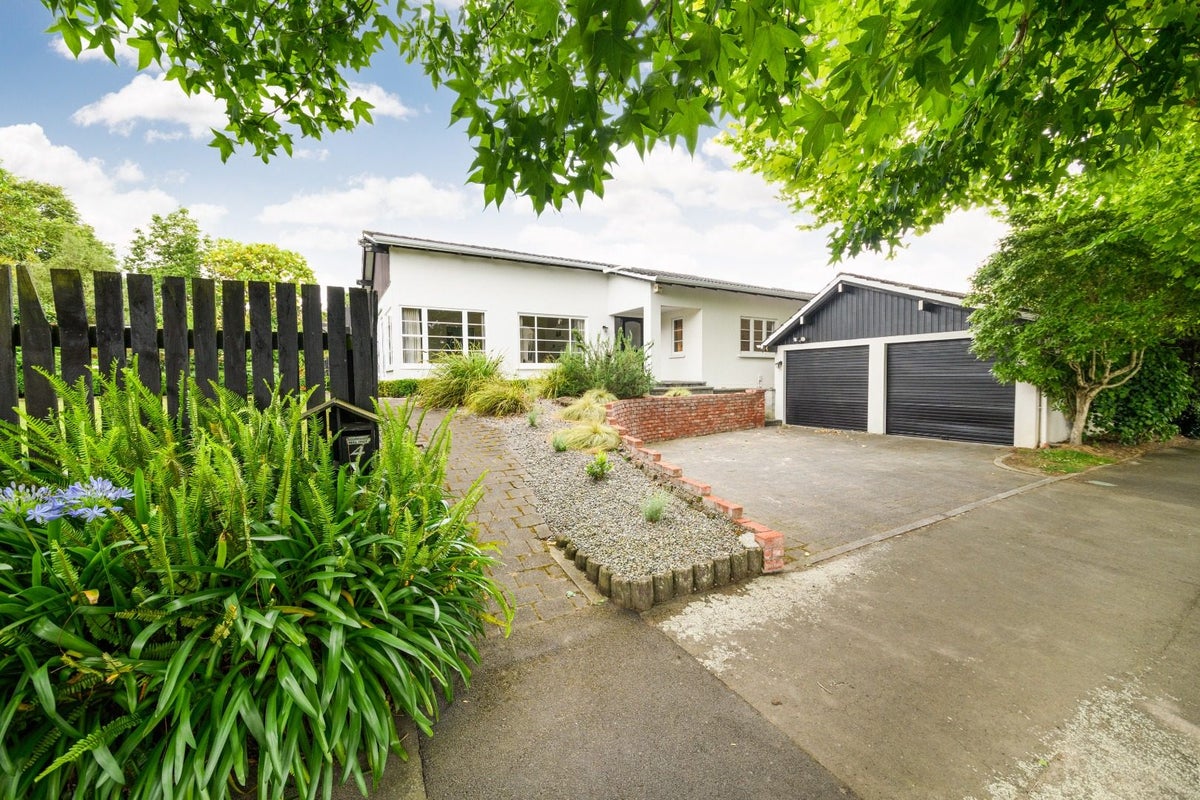 4 Awatea Terrace, Hokowhitu, Palmerston North - Carousel 20