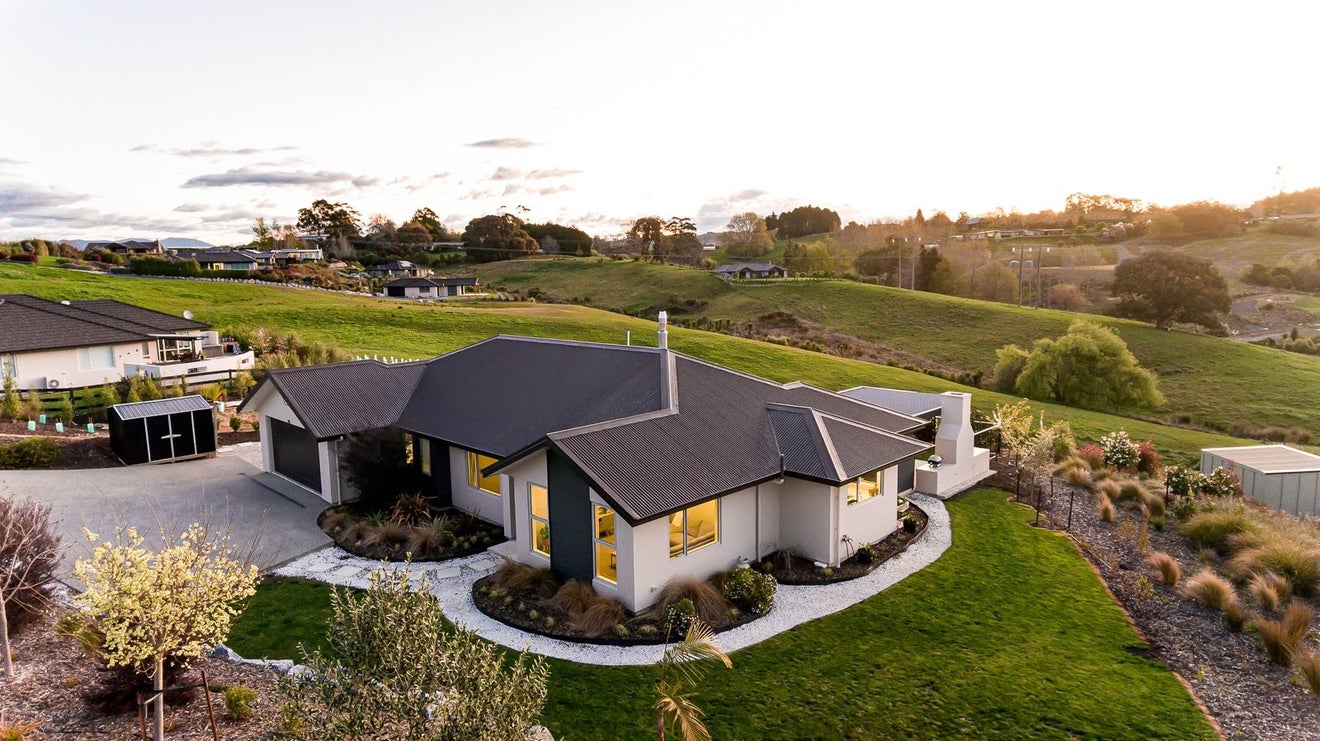 161 Ridgeview Road, Redwood Valley - Carousel 18