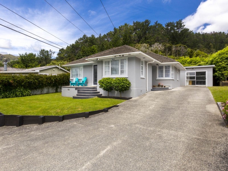 77 Raukawa Street, Stokes Valley, Lower Hutt - Carousel 1